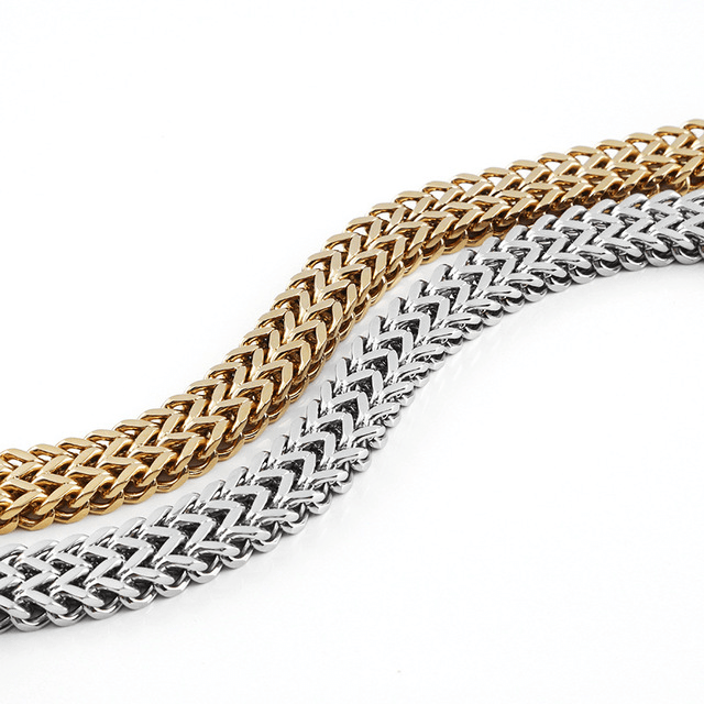 The Sovereign Wolf Chain - Tajura & CO
